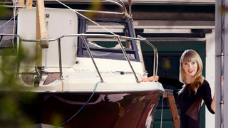 Taylor Swift Now Dating Watertown Boat